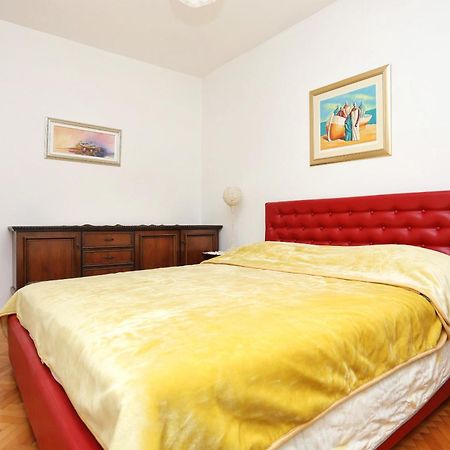 Apartments By The Sea Stanici, Omis - 1031 Tice 部屋 写真