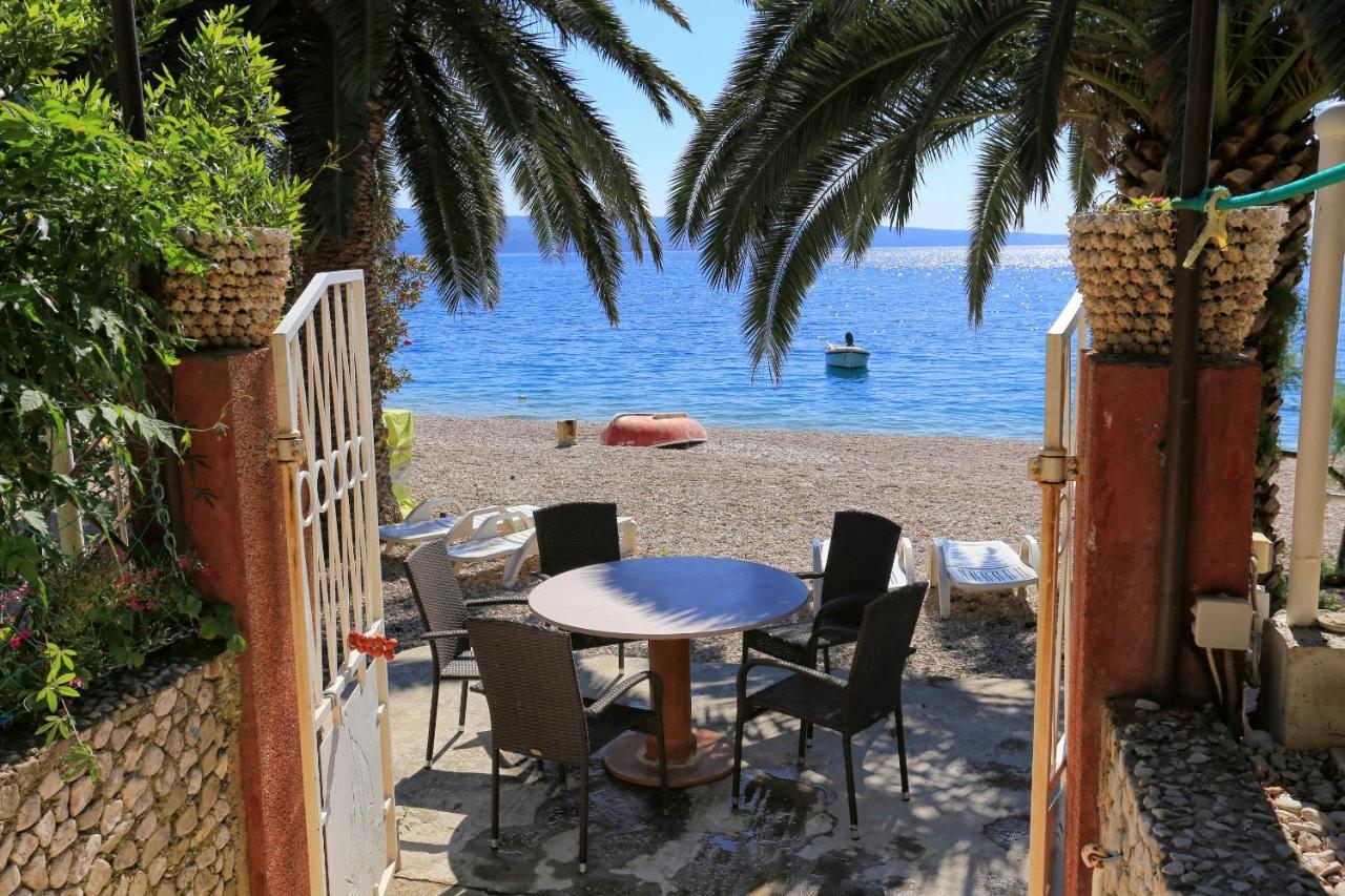 Apartments By The Sea Stanici, Omis - 1031 Tice エクステリア 写真
